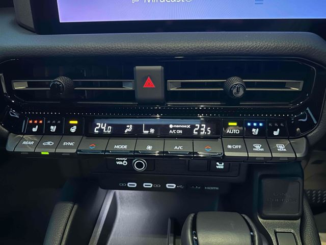 LANDCRUISER 250