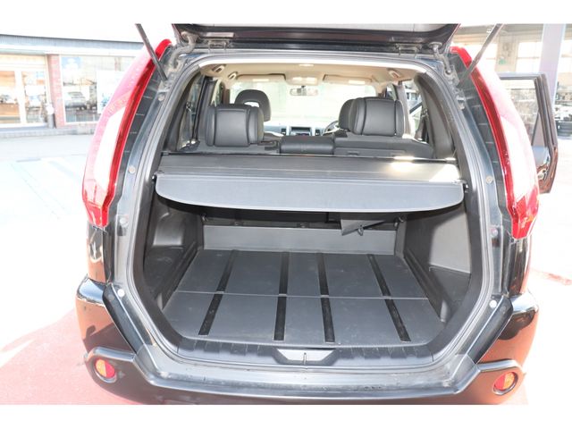 X-TRAIL 4WD