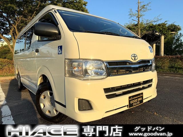 HIACE van 4WD