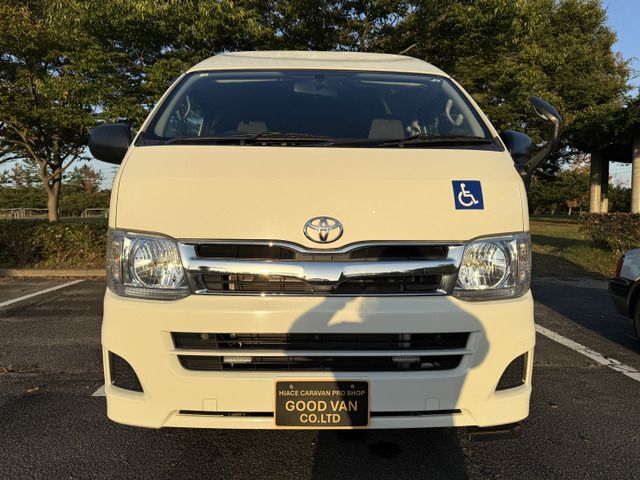 HIACE van 4WD