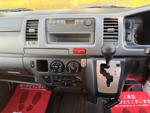 HIACE van 4WD
