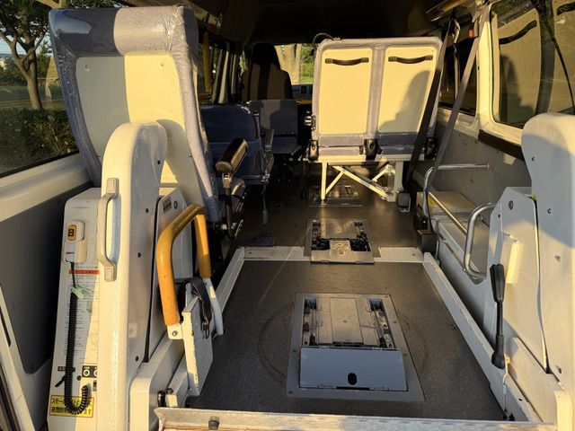 HIACE van 4WD