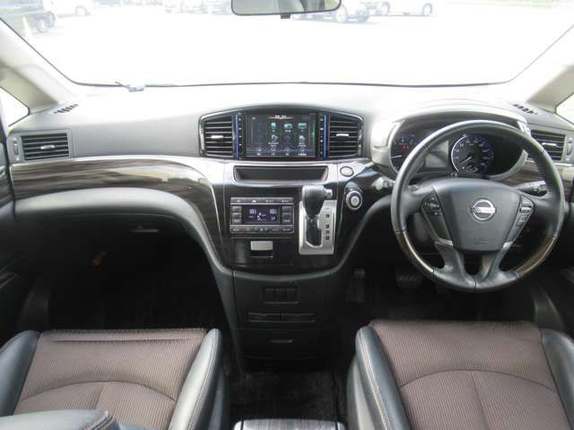 ELGRAND 4WD