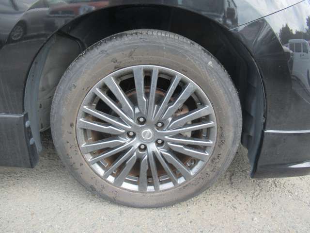 ELGRAND 4WD