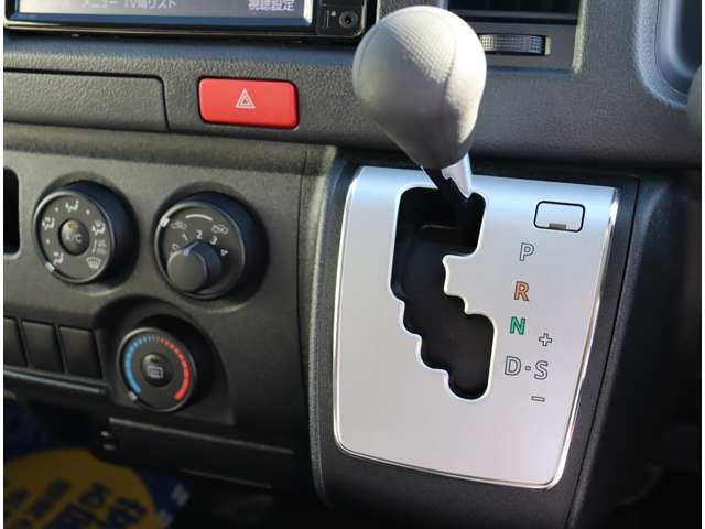 HIACE van 2WD