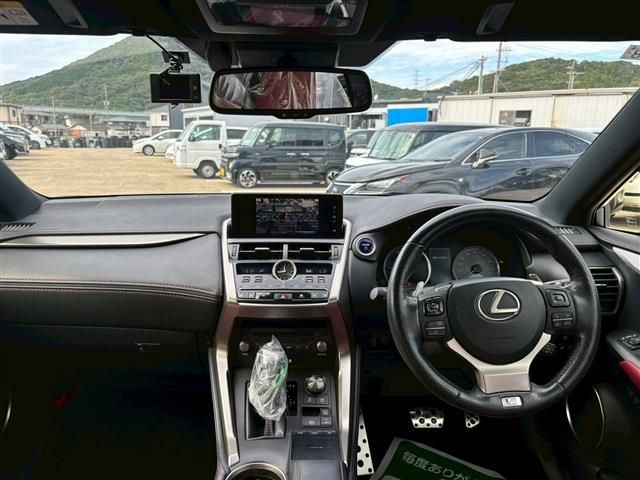 LEXUS NX300h