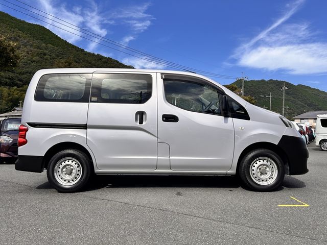 DELICA van 2WD