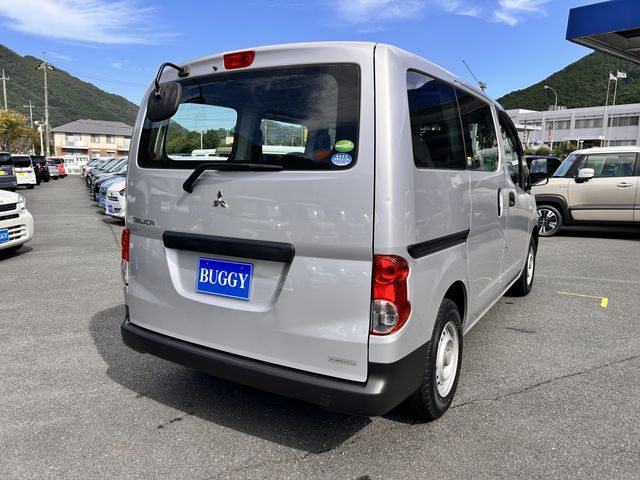 DELICA van 2WD