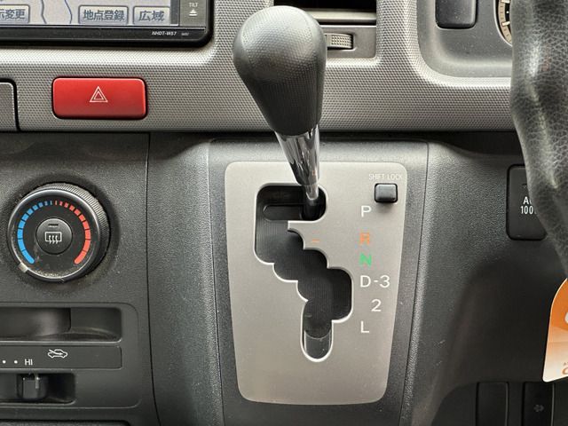 HIACE van 2WD