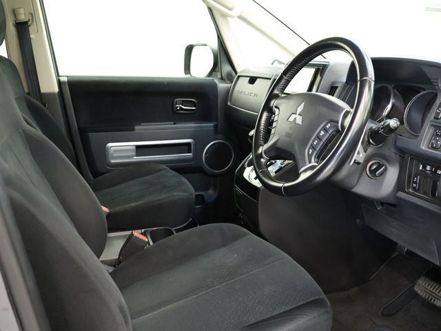 DELICA D:5 2WD