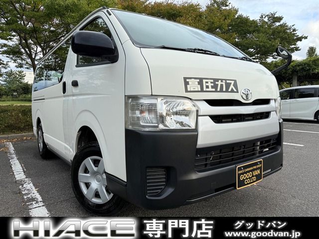 HIACE van 4WD