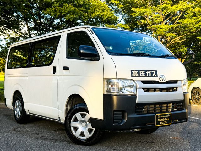 HIACE van 4WD