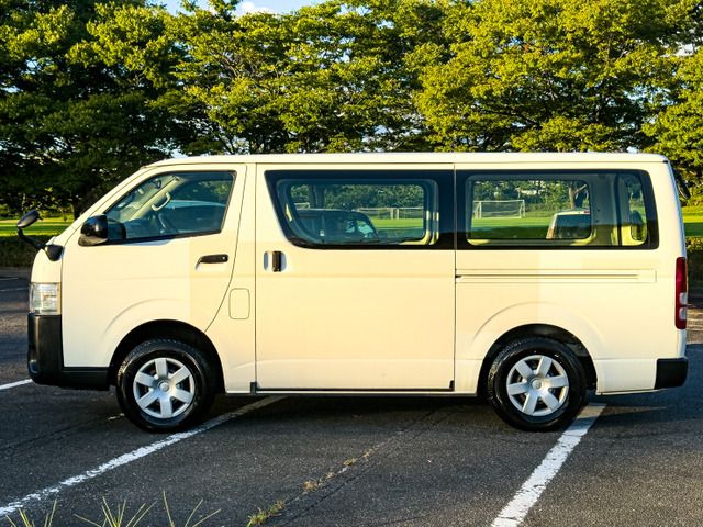 HIACE van 4WD