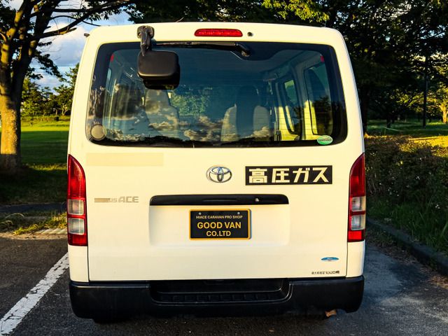 HIACE van 4WD
