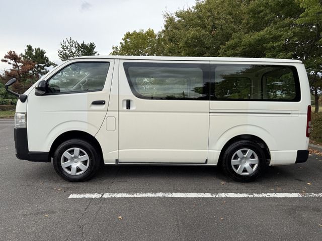HIACE van 4WD