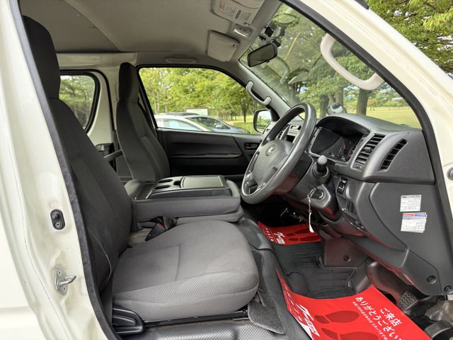 HIACE van 4WD