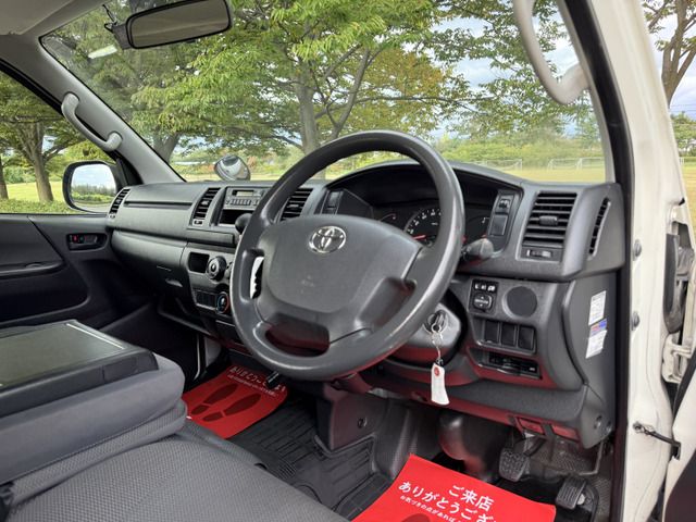 HIACE van 4WD