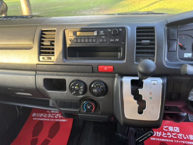 HIACE van 4WD