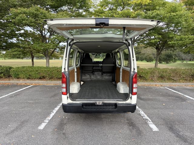 HIACE van 4WD