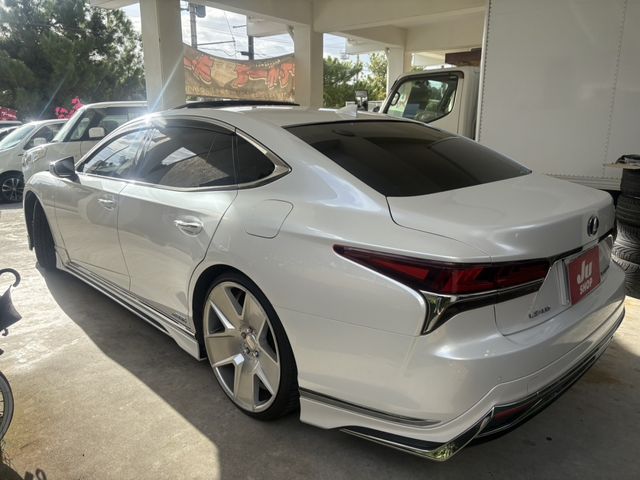 LEXUS LS500h