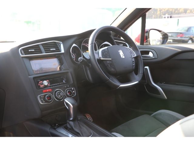 CITROEN DS4