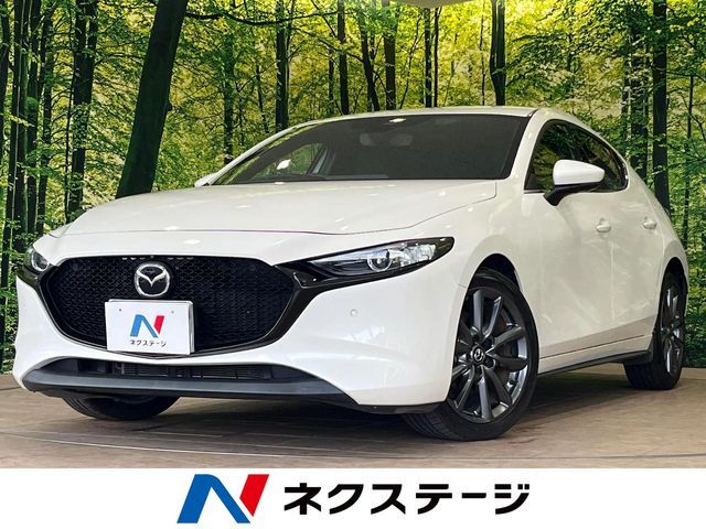 MAZDA3 FASTBACK