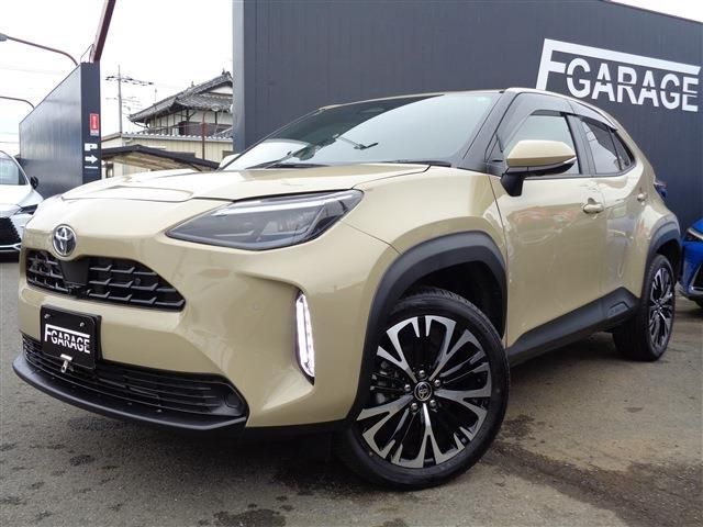 YARIS CROSS HYBRID