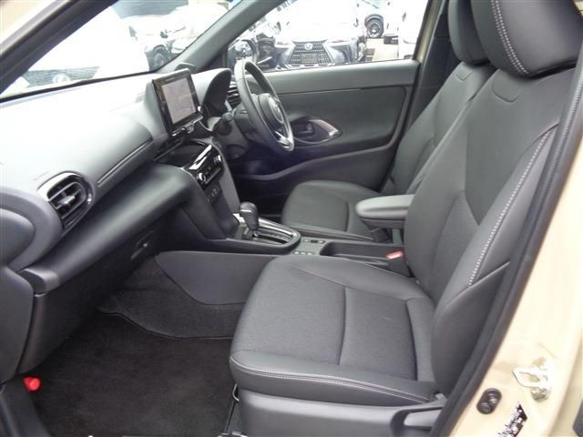 YARIS CROSS HYBRID