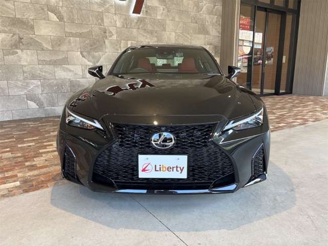 LEXUS IS300
