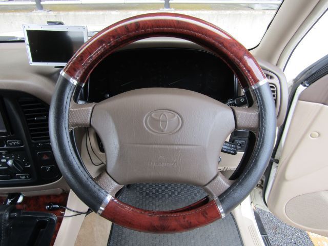 LANDCRUISER wagon