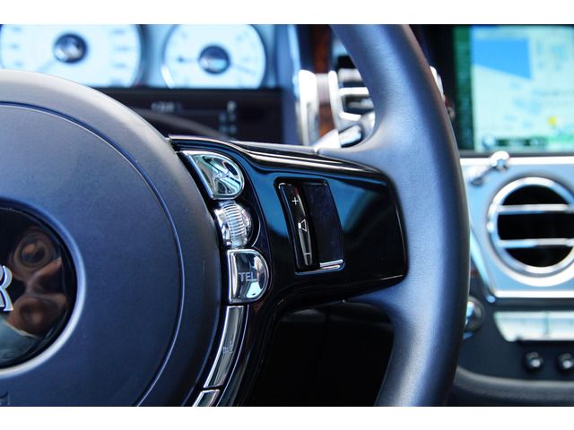 ROLLS-ROYCE