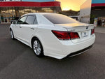 CROWN sedan hybrid