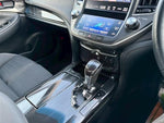 CROWN sedan hybrid