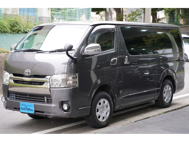 HIACE van 4WD