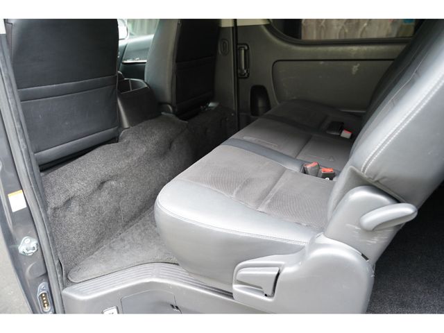HIACE van 4WD