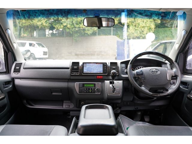 HIACE van 4WD