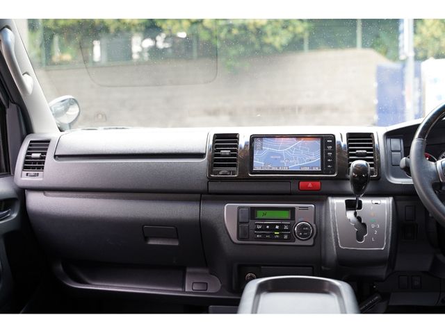 HIACE van 4WD