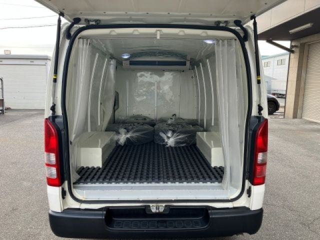 HIACE van 4WD