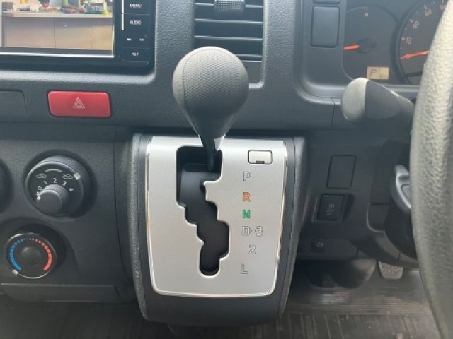 HIACE van 4WD