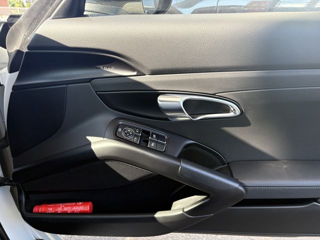 PORSCHE 718CAYMAN S