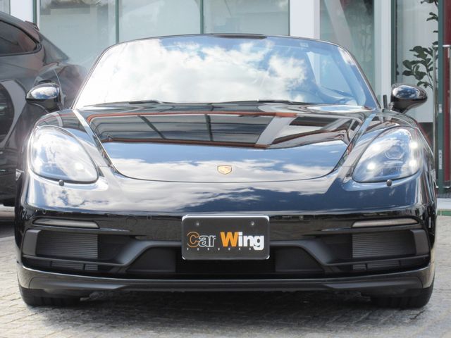 PORSCHE 718BOXSTER