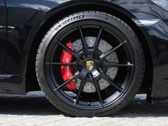 PORSCHE 718BOXSTER