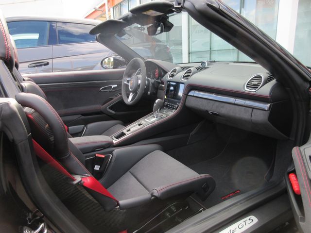 PORSCHE 718BOXSTER