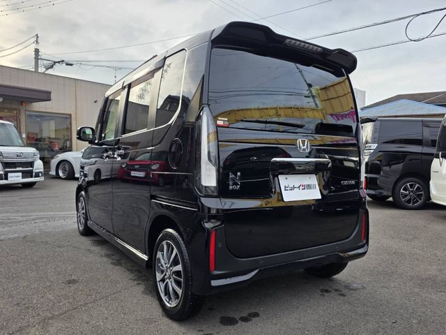 N-BOX CUSTOM