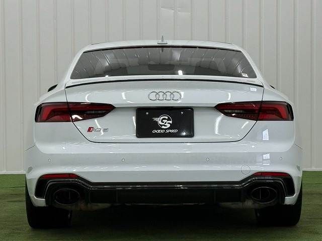 AUDI RS5