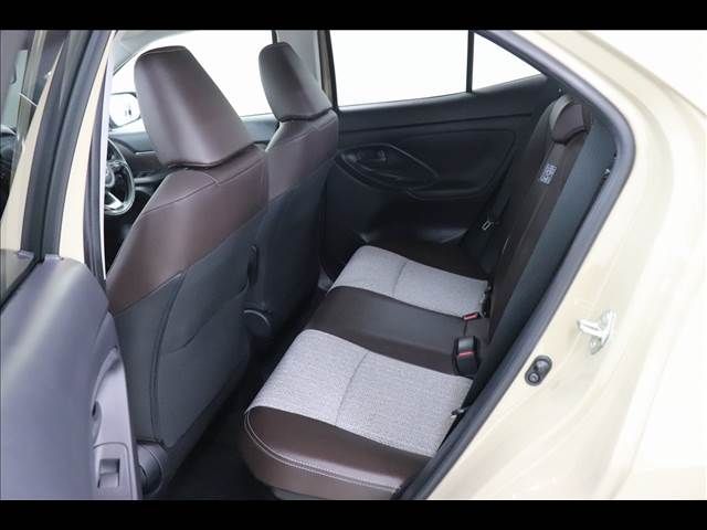 YARIS CROSS HYBRID