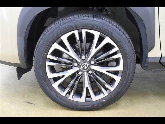 YARIS CROSS HYBRID