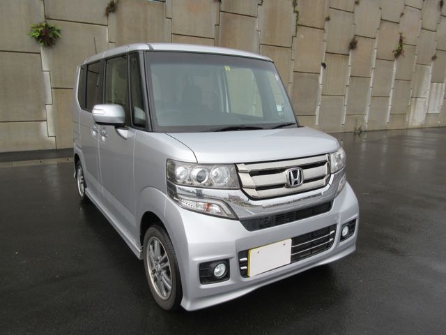 N-BOX CUSTOM