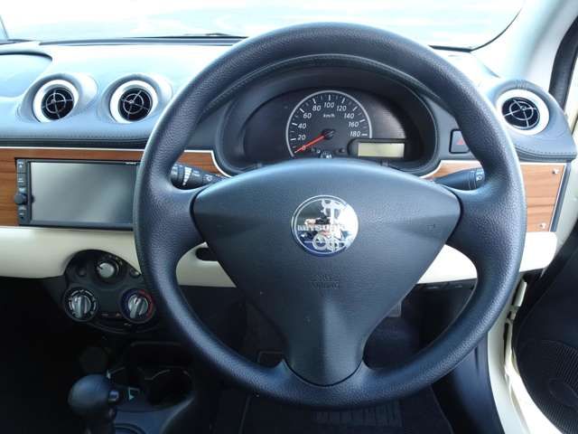 VIEWT Hatchback