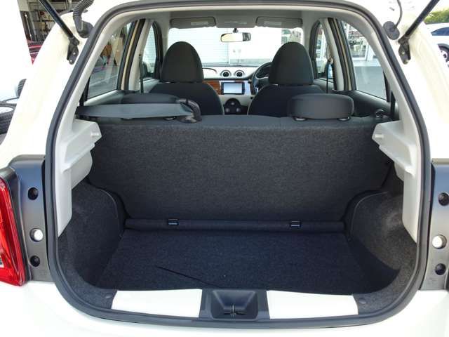 VIEWT Hatchback